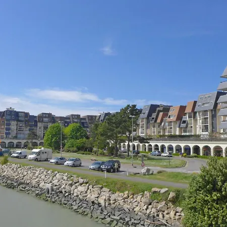 Cap Cabourg-19 By Interhome Apartament *