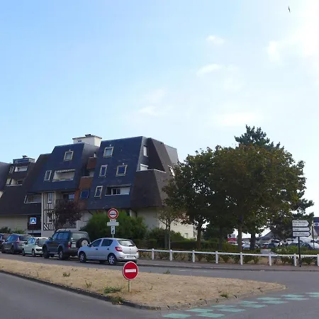 Апартаменты Cap Cabourg-19 By Interhome *